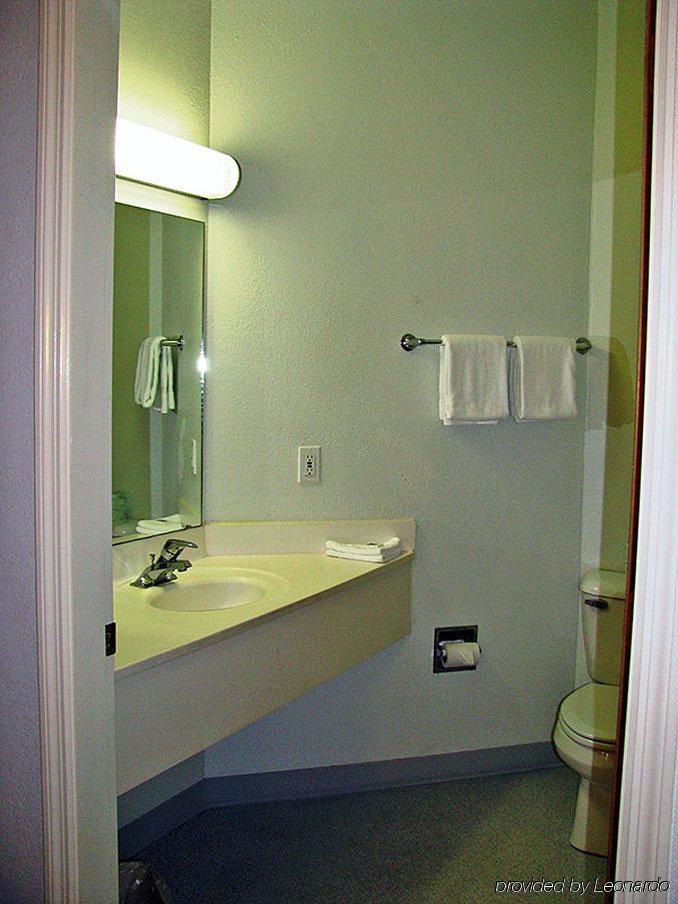 Baymont By Wyndham Athens, Tn Hotel Екстериор снимка