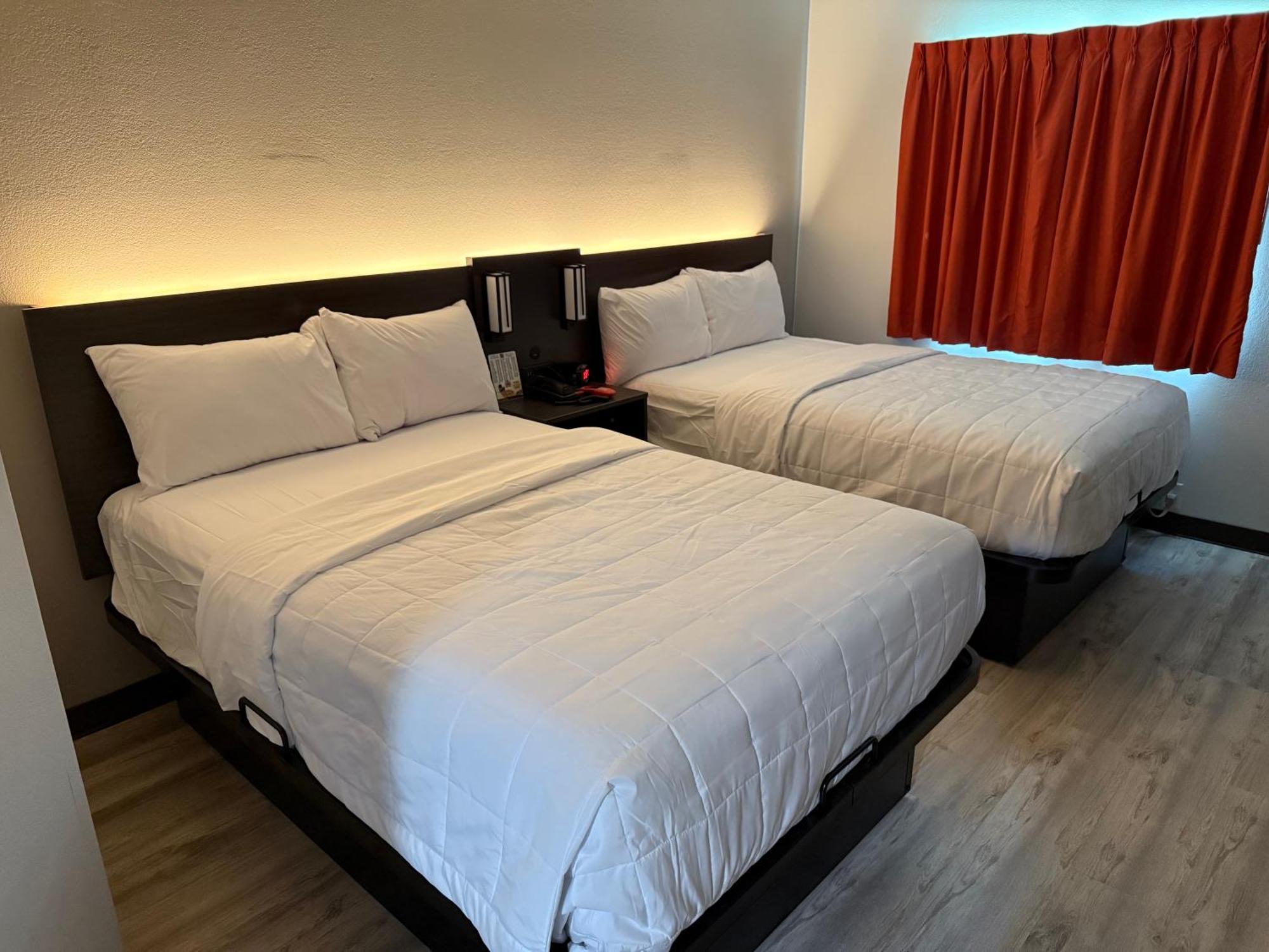 Baymont By Wyndham Athens, Tn Hotel Екстериор снимка
