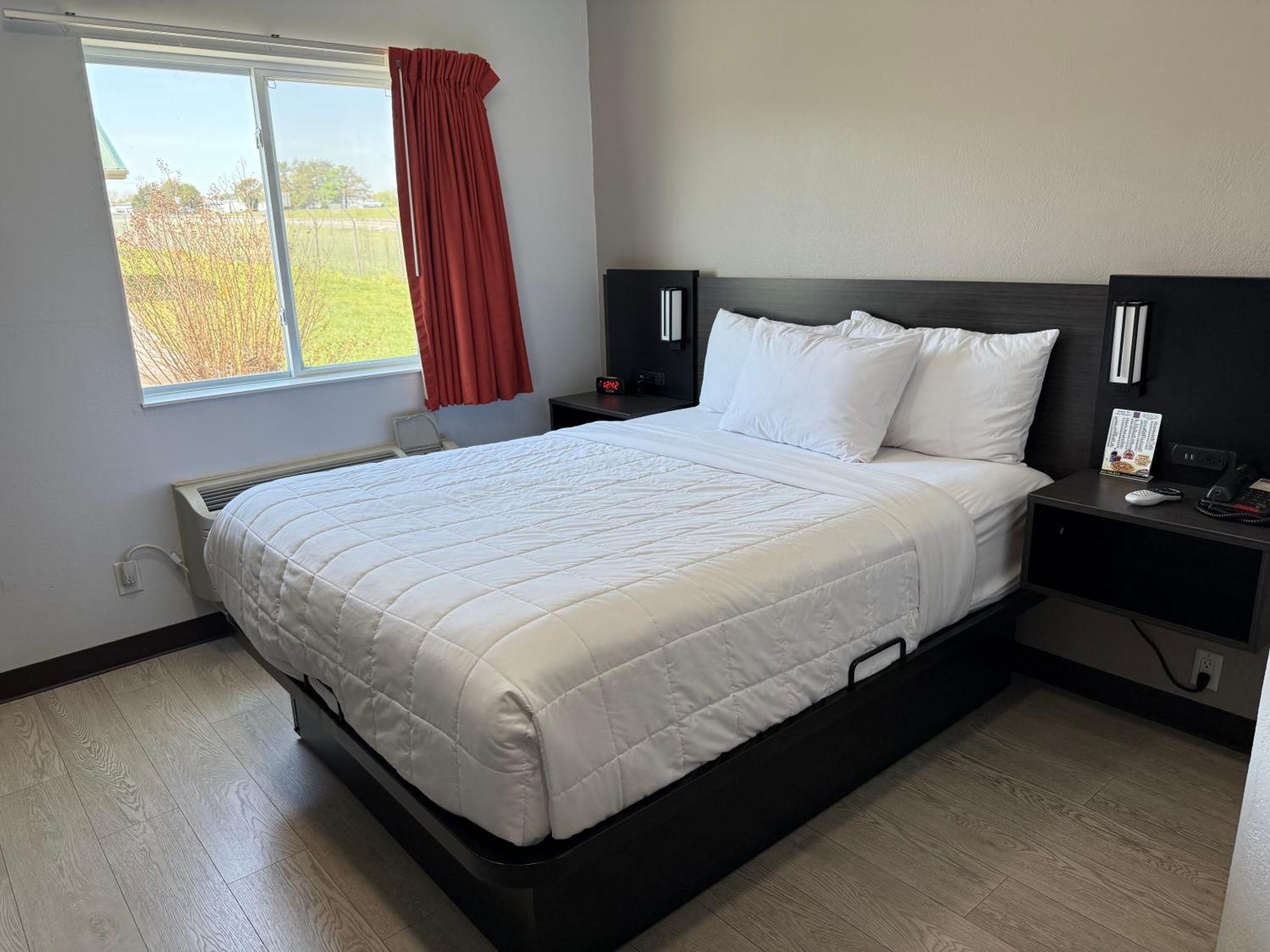 Baymont By Wyndham Athens, Tn Hotel Екстериор снимка