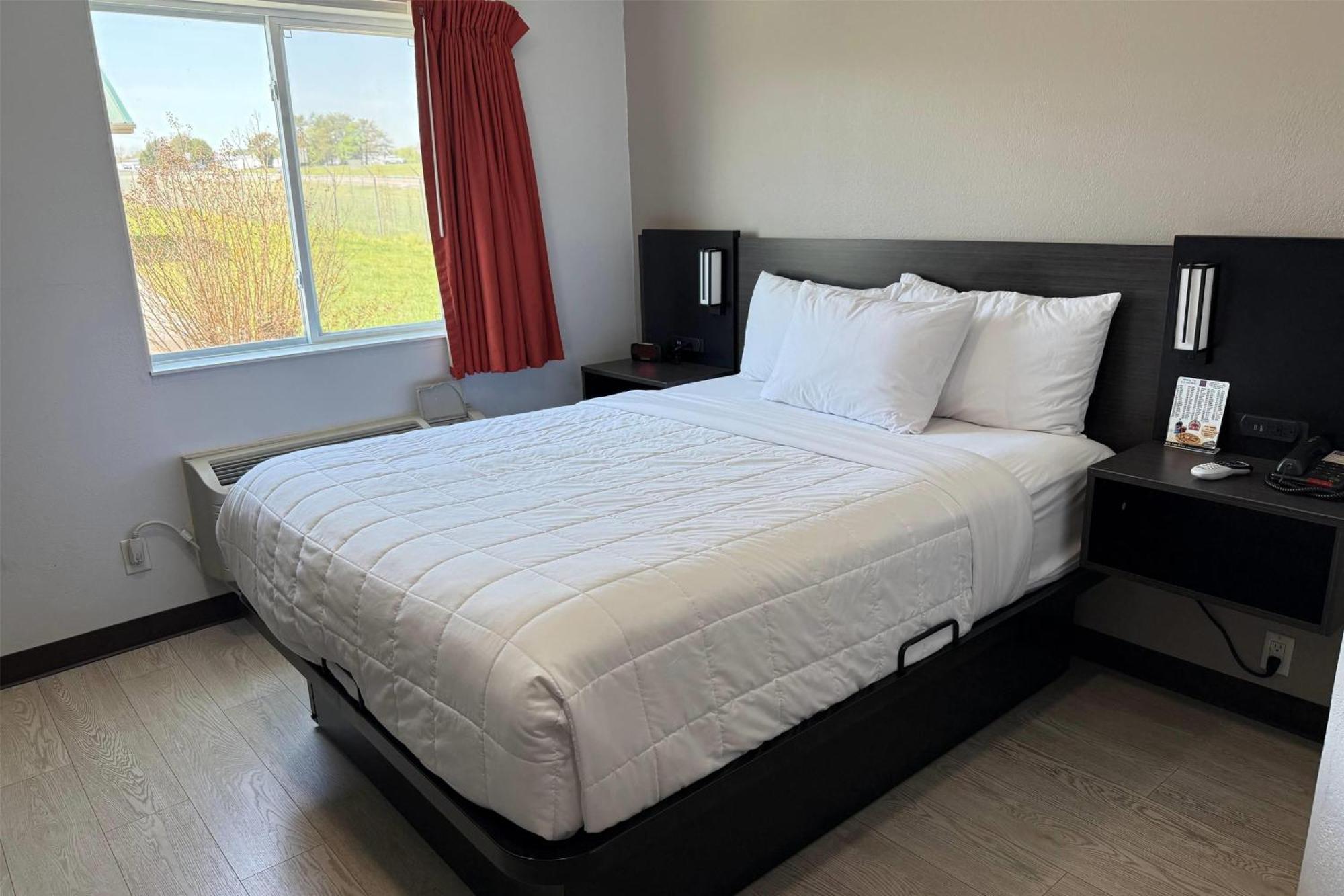 Baymont By Wyndham Athens, Tn Hotel Екстериор снимка