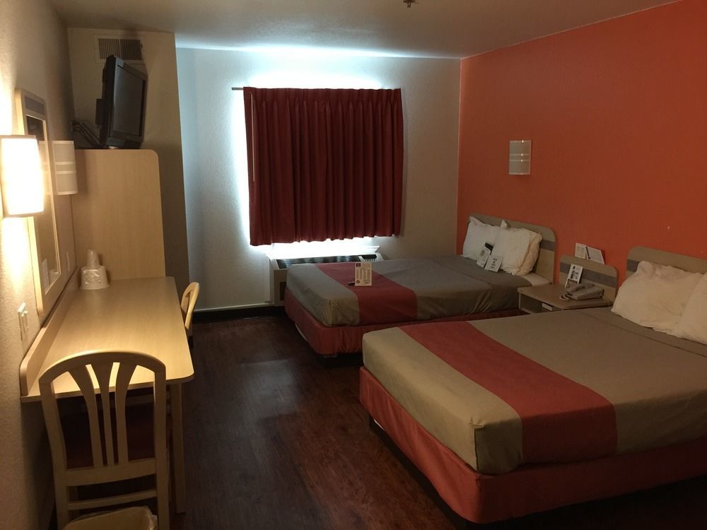 Baymont By Wyndham Athens, Tn Hotel Екстериор снимка